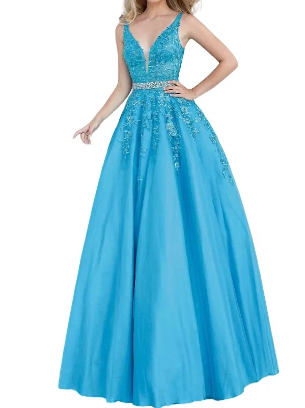 Limited Availability Embellished Lace Prom Dress In Turq