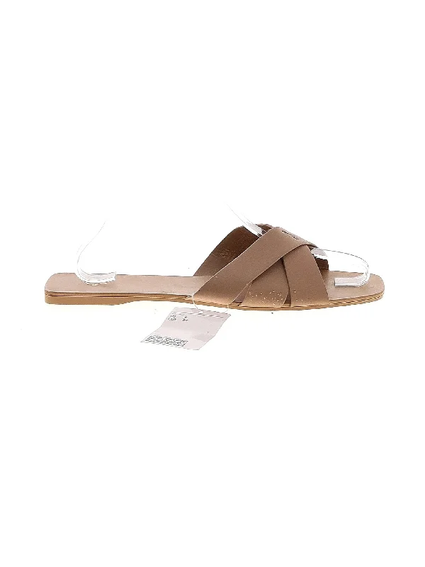 Bonus Savings Sandals