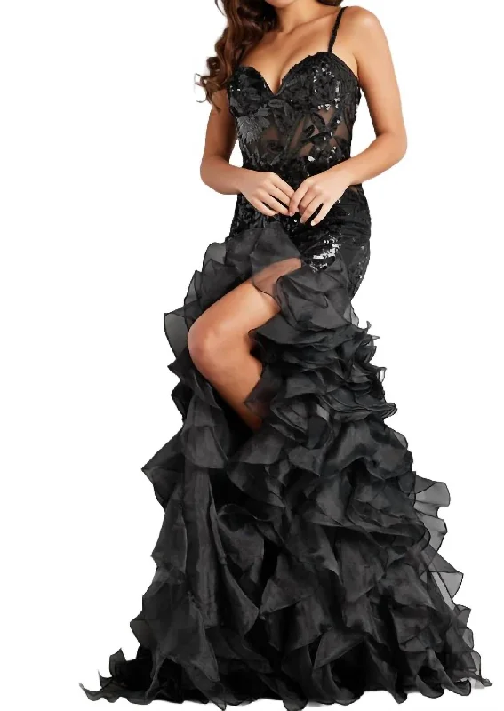 Price Reduction Romantic Sweetheart Maxi Dress In Black
