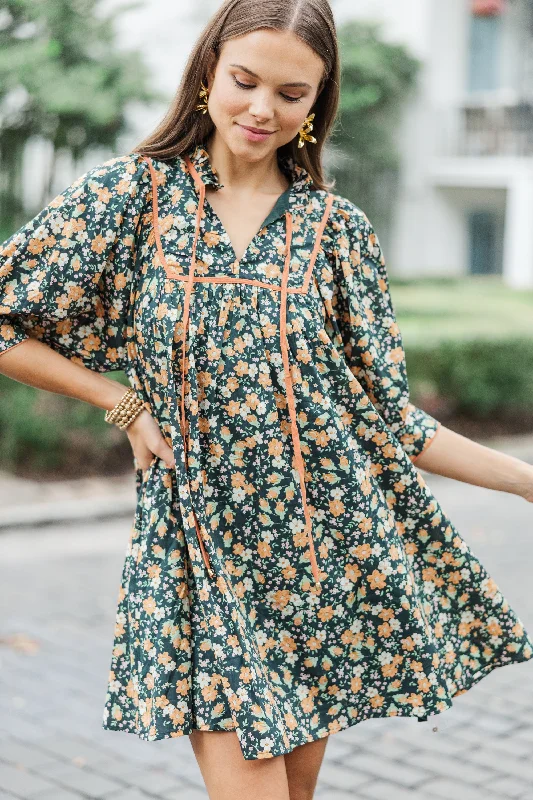Deep Discounts Figure It All Out Black Ditsy Floral Dress