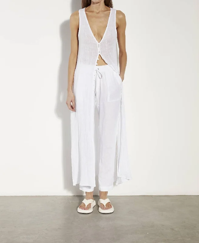 Deal Zone Sleeveless Shirtdress In Cloud