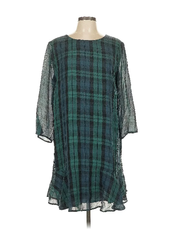 Deep Discounts Casual Dress