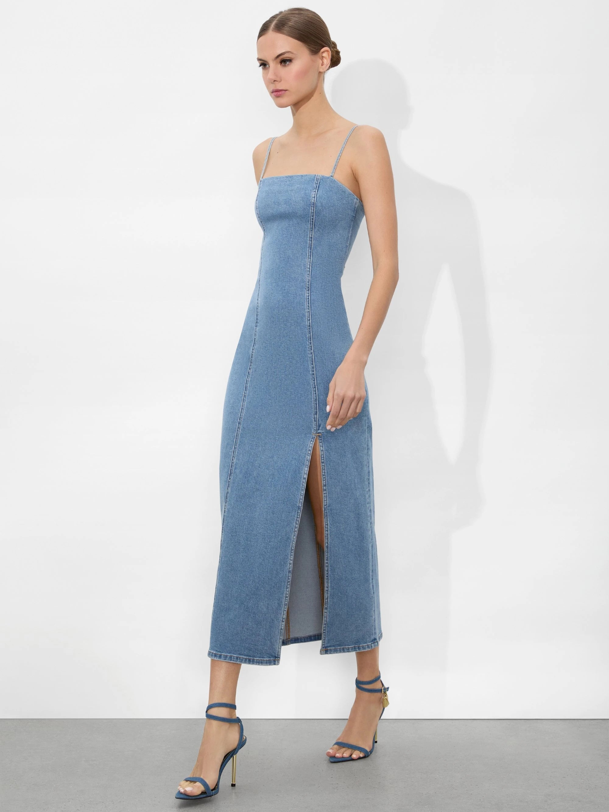 Early Access Alice + Olivia - Nakisha Midi Dress - Aubrey Blue