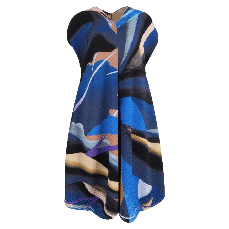 Today’s Special Issey Miyake Blooms Printed Pleated Dress in Multicolor Polyester