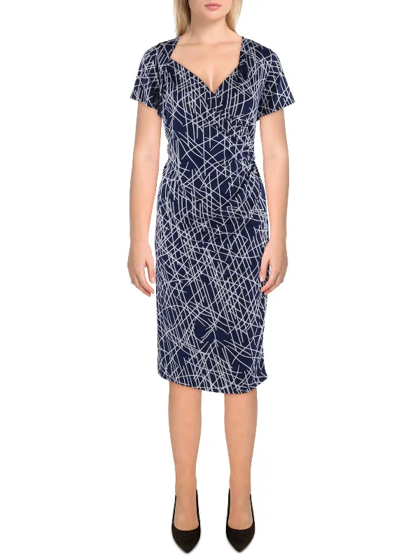 Discount Extravaganza Womens Gathered Printed Midi Dress