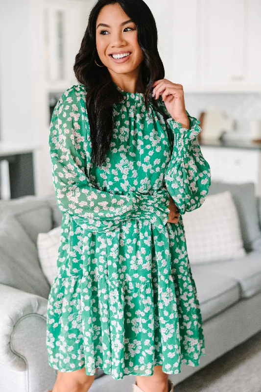 Exclusive Savings Send For You Green Ditsy Floral Dress