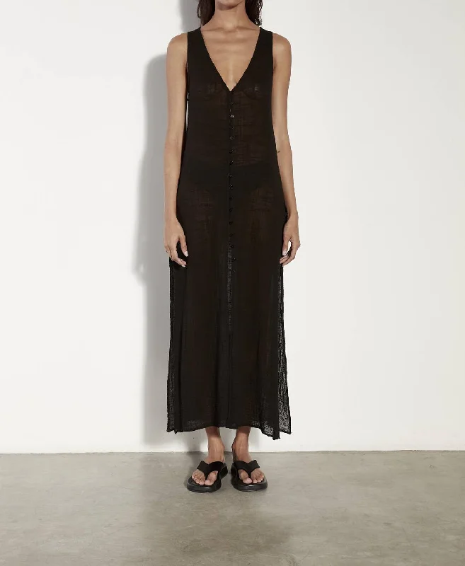 Flash Deals Sleeveless Shirtdress In Black